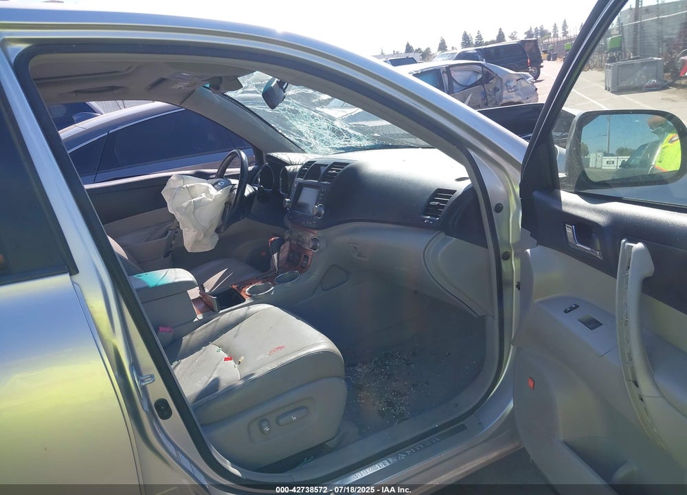 2009 TOYOTA HIGHLANDER VIN: JTEES42A292151142