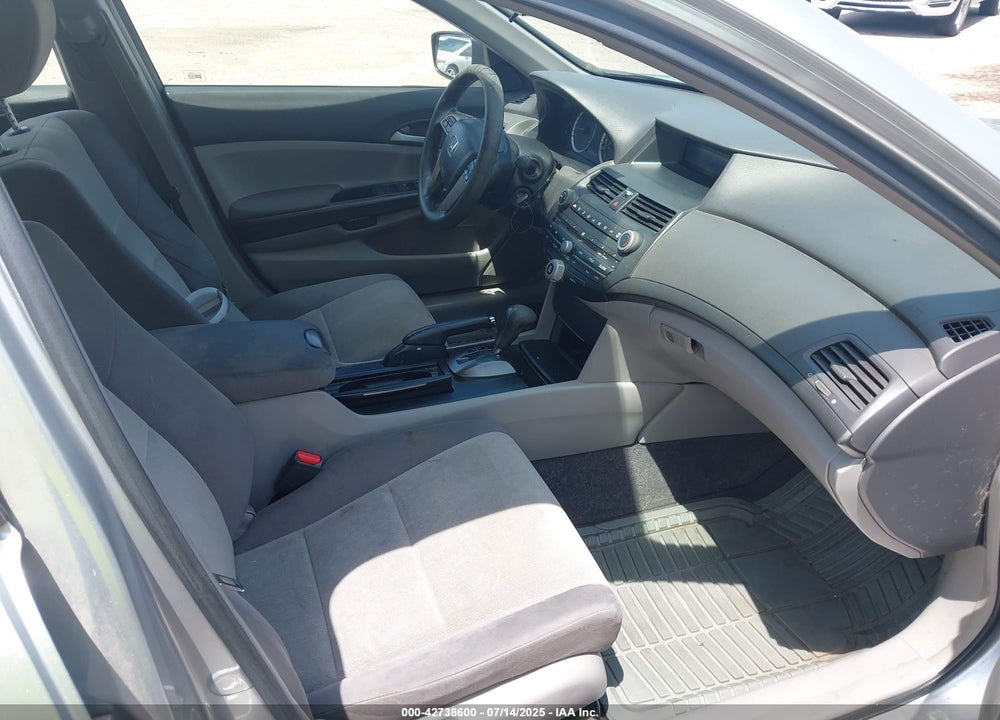 2009 HONDA ACCORD VIN: JHMCP26359C000124