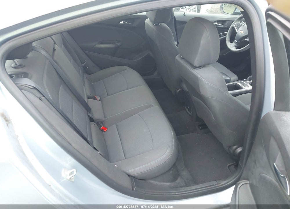 2018 CHEVROLET CRUZE VIN: 1G1BE5SM3J7197206