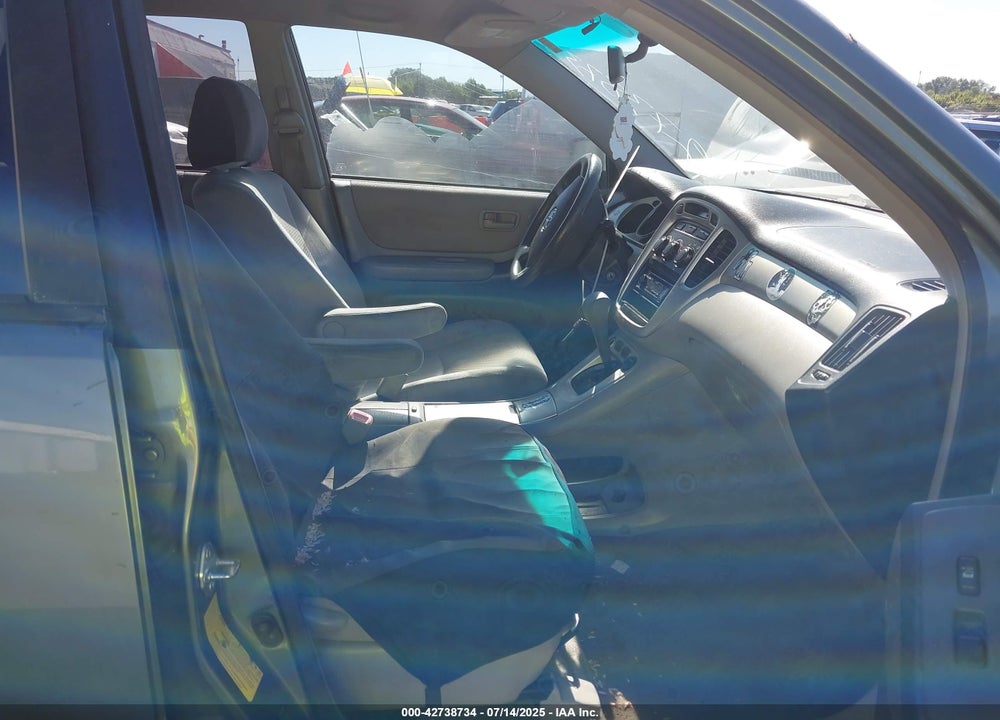 2007 TOYOTA HIGHLANDER VIN: JTEDD21A370156063