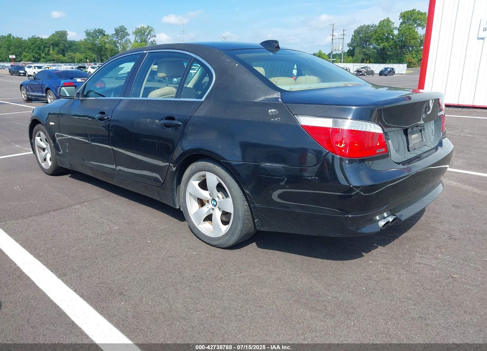 2007 BMW 530I VIN: WBANE735X7CM47061