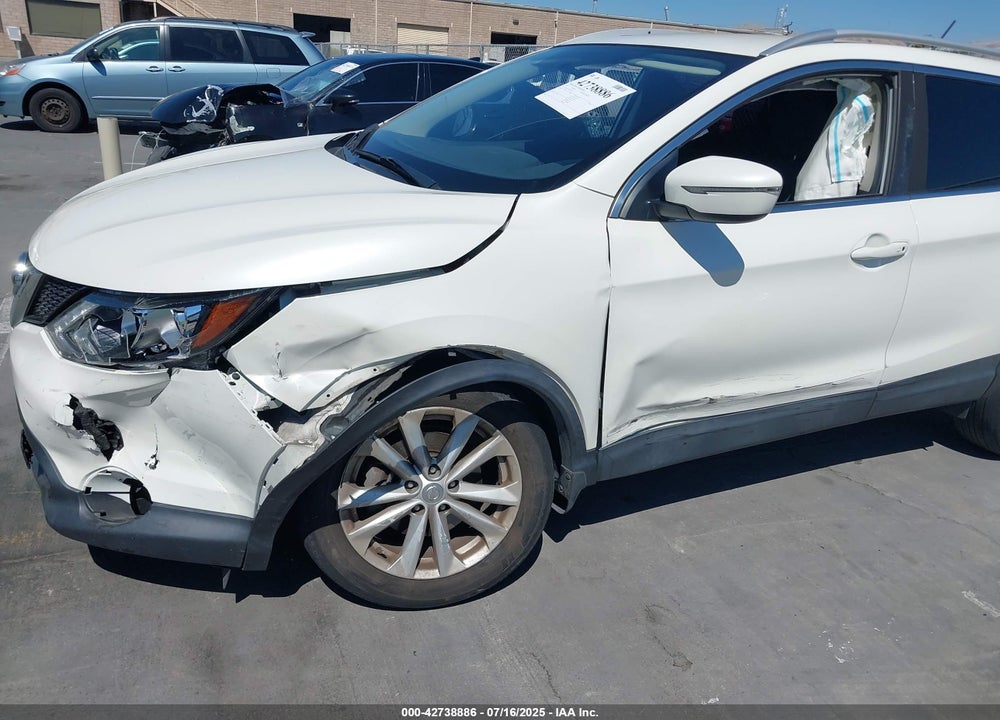 2017 NISSAN ROGUE SPORT SV VIN: JN1BJ1CP2HW034358