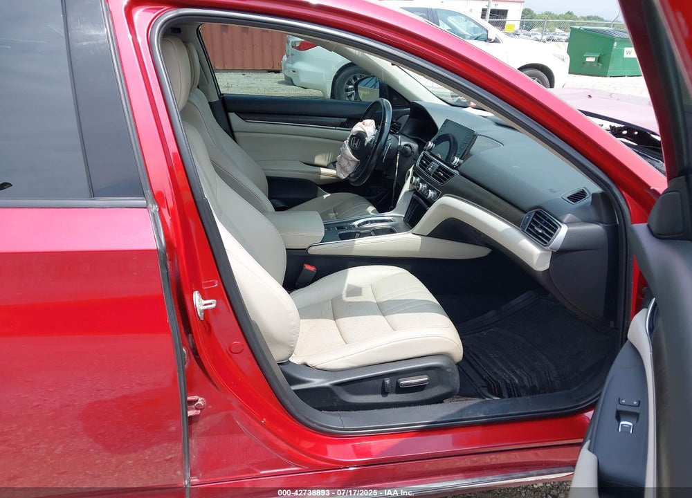 2022 HONDA ACCORD VIN: 1HGCV3F56NA000591