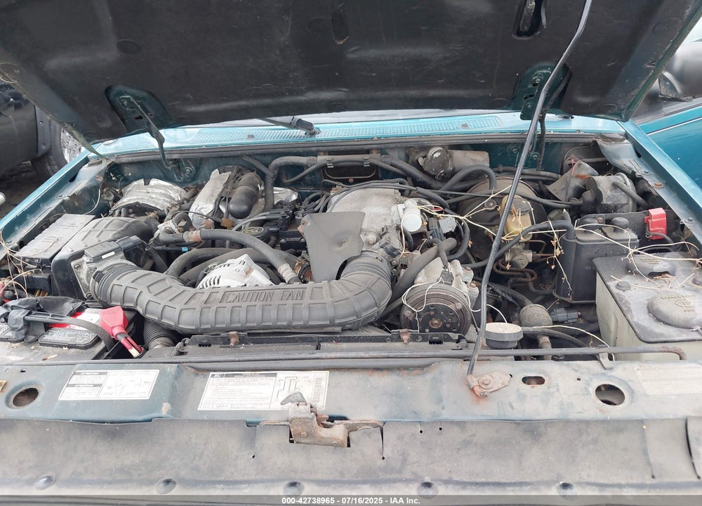1994 FORD EXPLORER VIN: 1FMDU34X8RUE72074