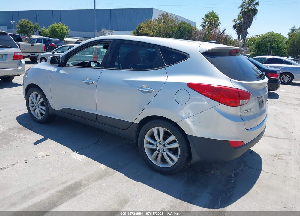 2013 HYUNDAI TUCSON VIN: KM8JU3AC7DU567125