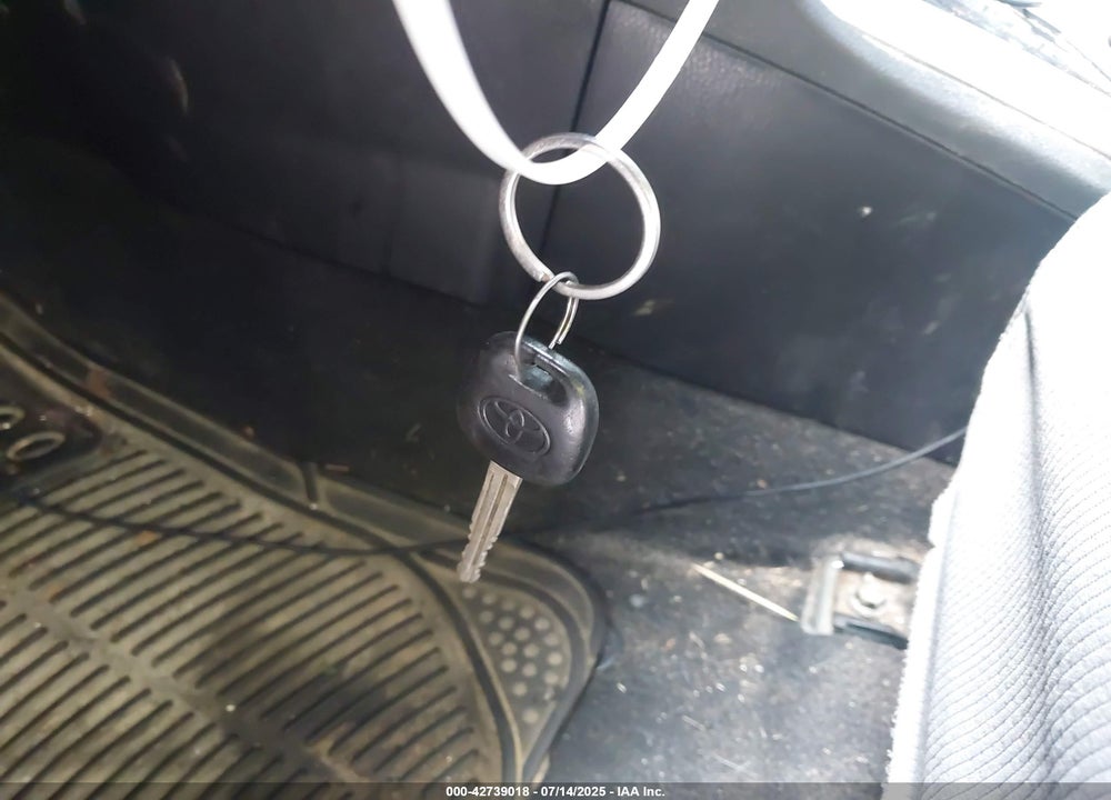 2015 TOYOTA COROLLA VIN: 2T1BURHE0FC430708