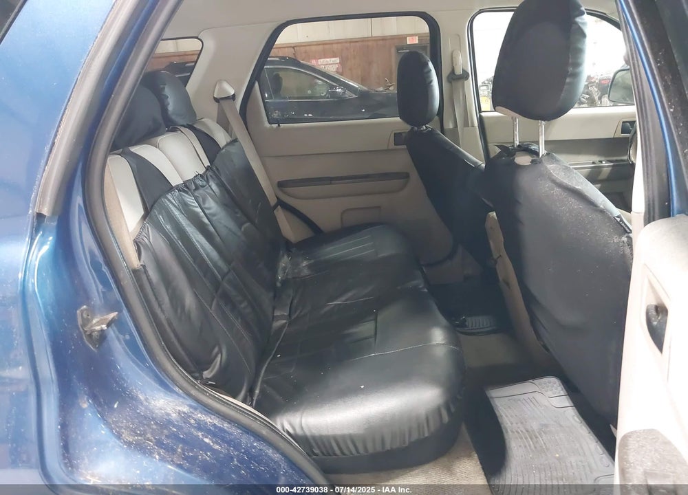 2008 FORD ESCAPE VIN: 1FMCU931X8KC98563
