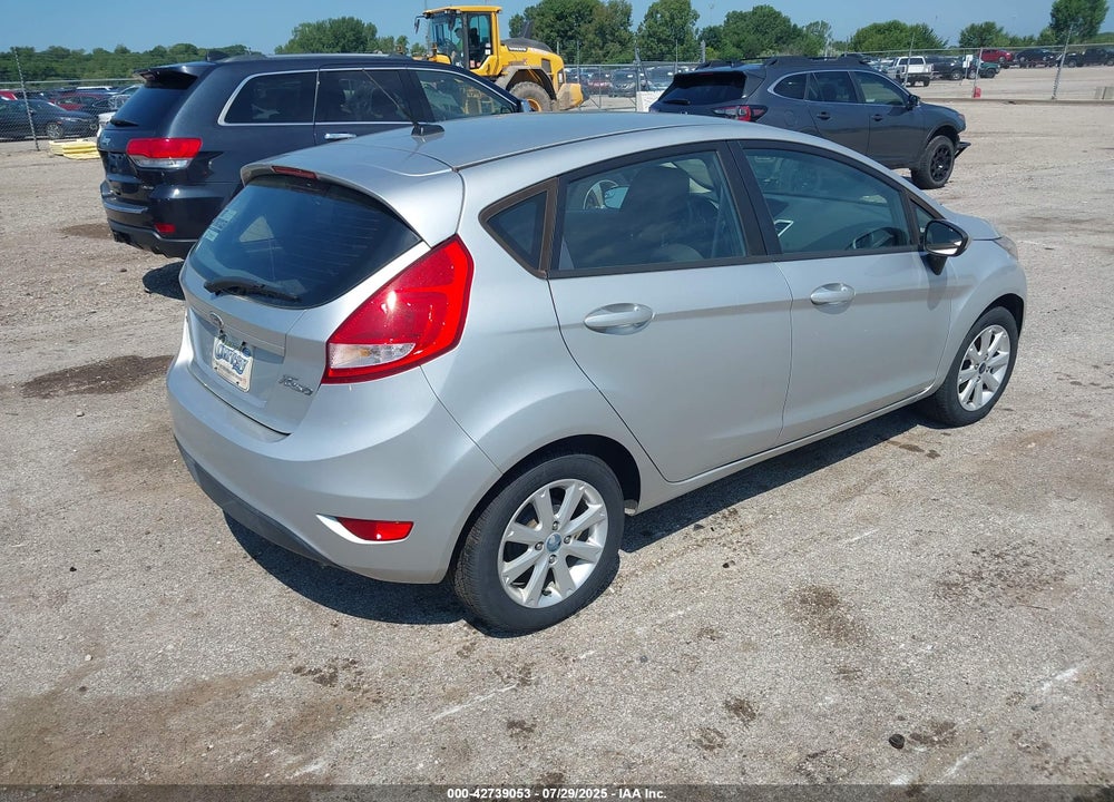 2011 FORD FIESTA VIN: 3FADP4EJXBM156400