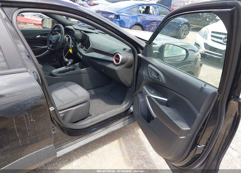 2025 CHEVROLET TRAX VIN: KL77LGEP5SC208748