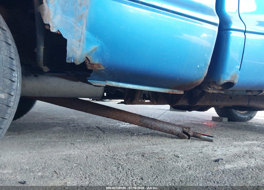 1998 DODGE DAKOTA SLT/SPORT VIN: 1B7GG26X1WS582729