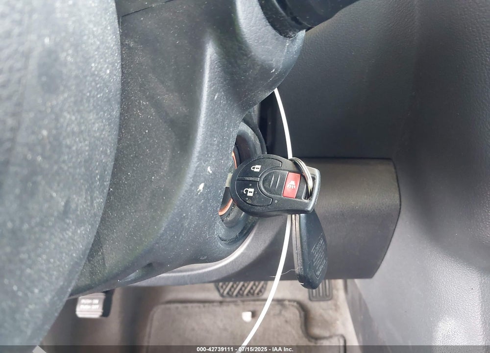 2013 NISSAN ROGUE VIN: JN8AS5MT6DW018820