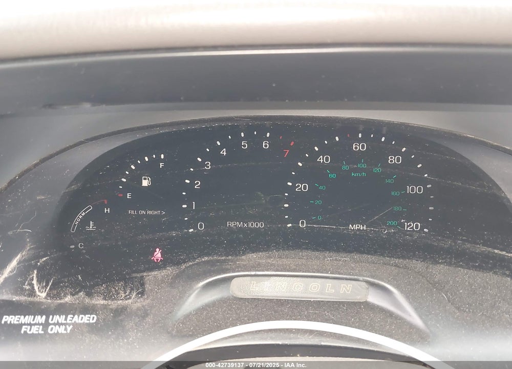 1995 LINCOLN CONTINENTAL VIN: 1LNLM97V5SY649929