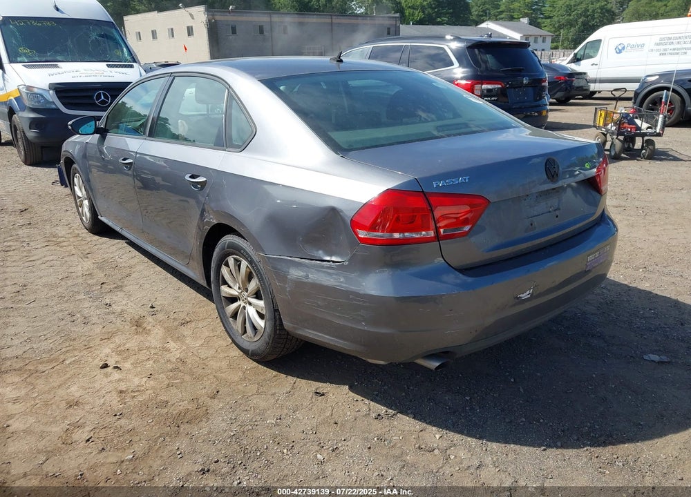 2012 VOLKSWAGEN PASSAT 2.5L S VIN: 1VWAP7A35CC035327