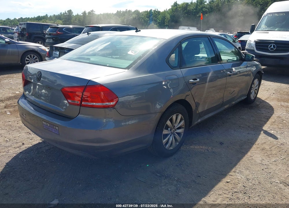 2012 VOLKSWAGEN PASSAT 2.5L S VIN: 1VWAP7A35CC035327