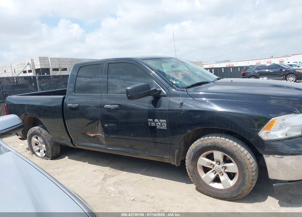 2021 RAM 1500 CLASSIC VIN: 1C6RR6FG0MS503937