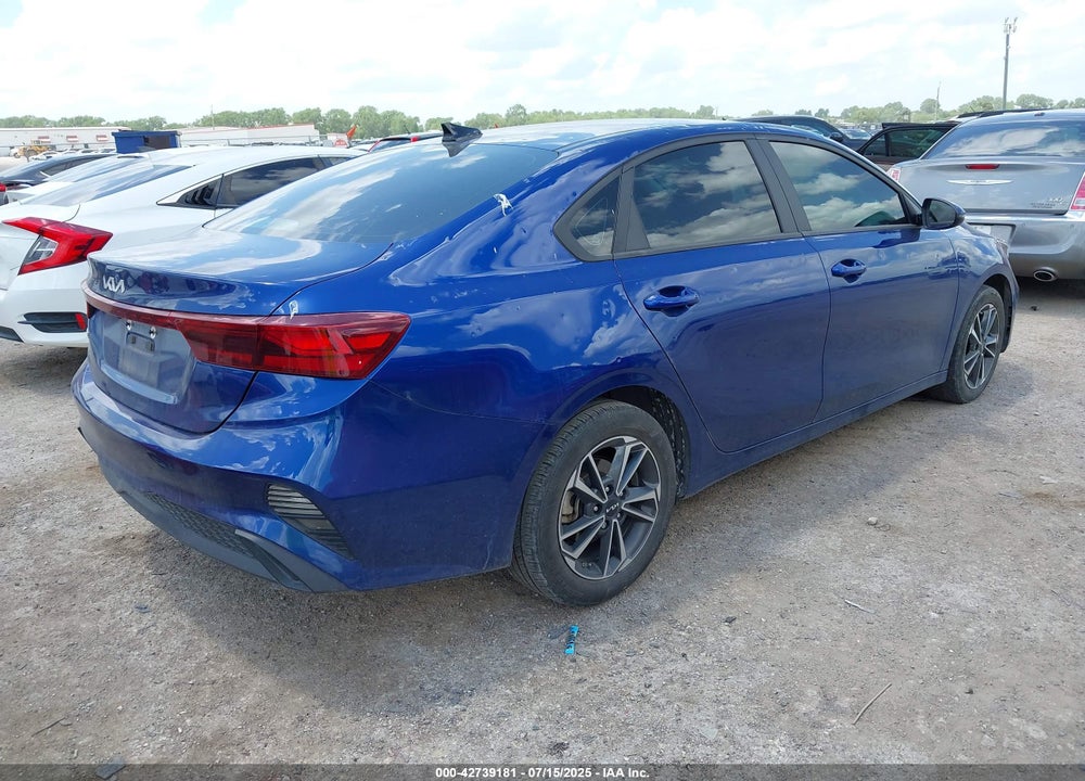 2023 KIA FORTE VIN: 3KPF24AD4PE683738