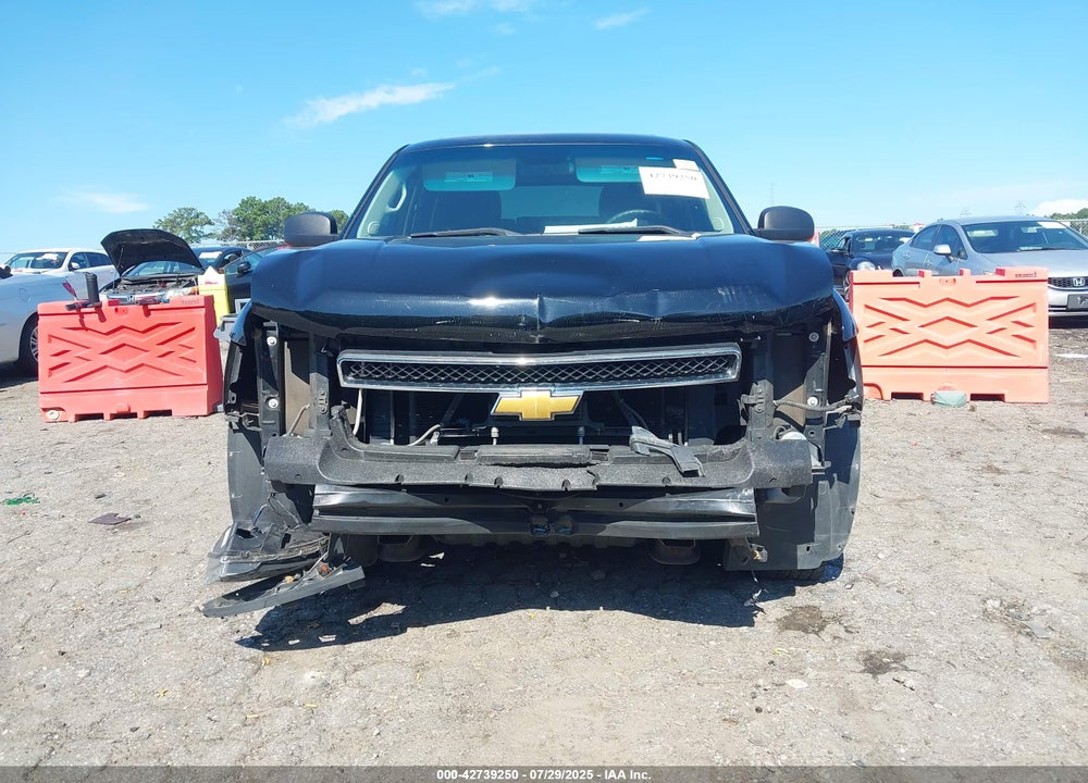2013 CHEVROLET TAHOE VIN: 1GNLC2E07DR188596