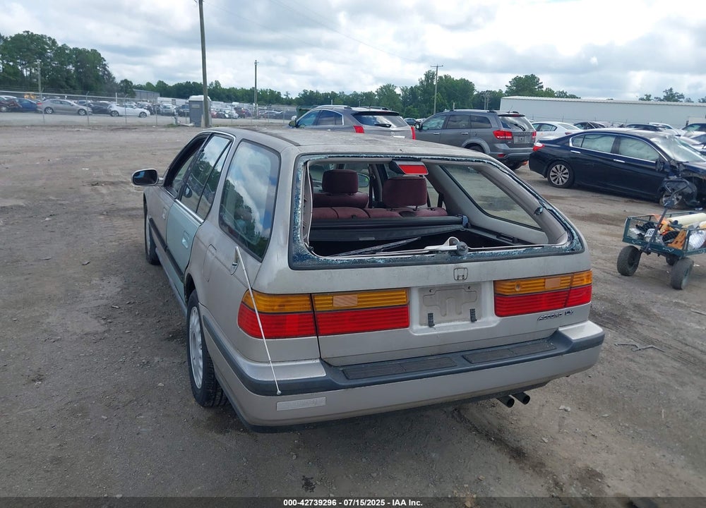 1993 HONDA ACCORD LX VIN: 1HGCB9851PA001661