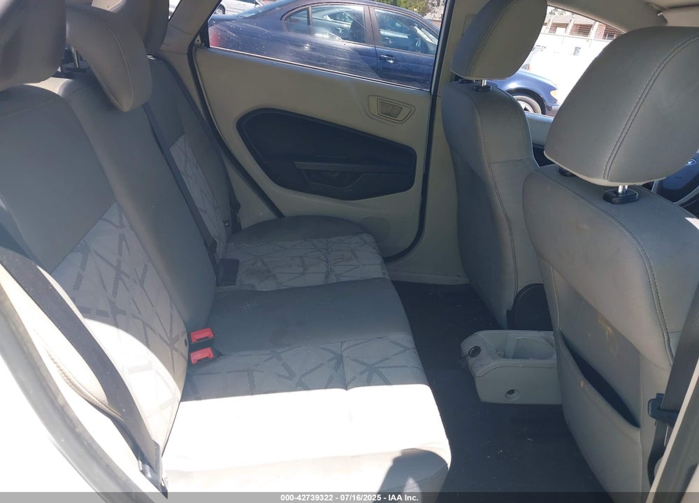 2011 FORD FIESTA VIN: 3FADP4BJXBM221265
