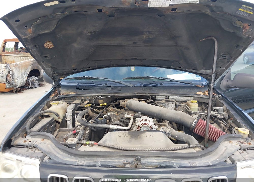 2003 JEEP GRAND CHEROKEE OVERLAND VIN: 1J8GW68J73C521872