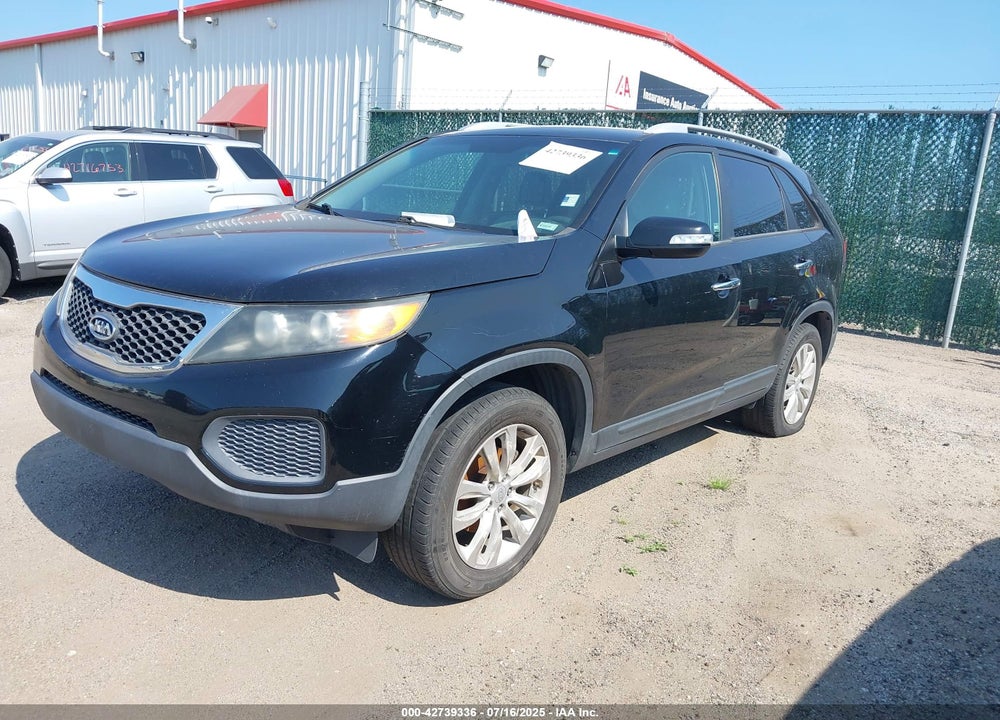 2011 KIA SORENTO LX V6 VIN: 5XYKT4A27BG048244