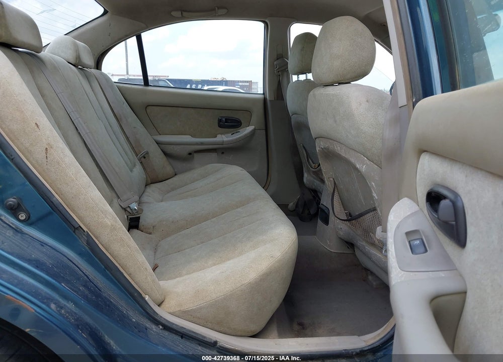 2002 HYUNDAI ELANTRA GLS VIN: KMHDN45D72U361500
