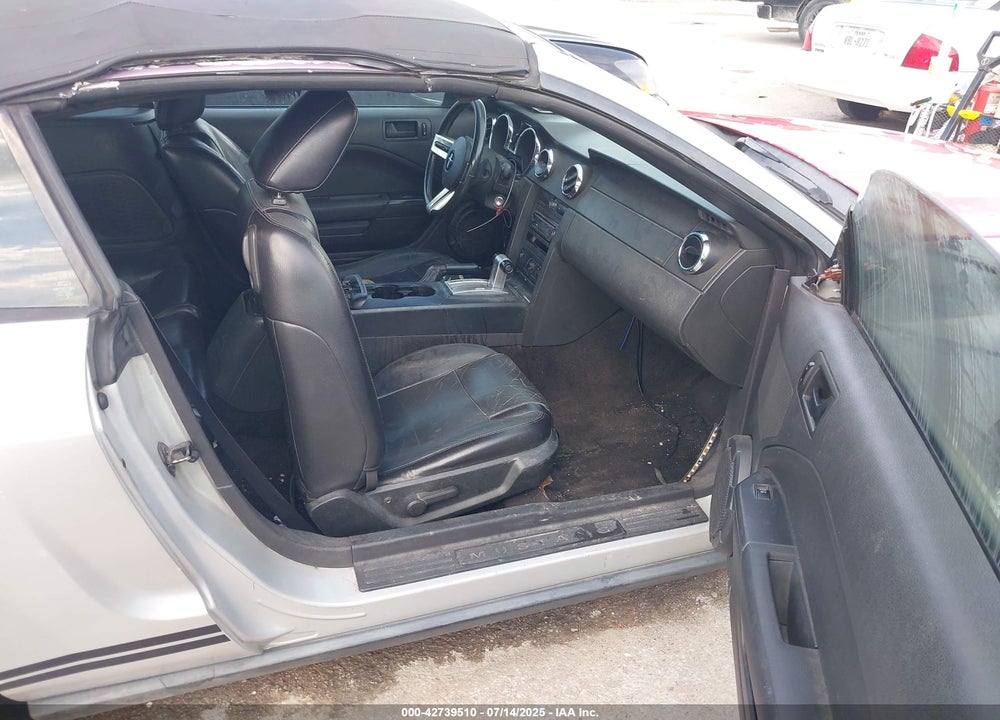 2006 FORD MUSTANG VIN: 1ZVFT84N865179869