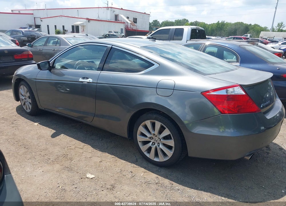 2008 HONDA ACCORD VIN: 1HGCS22878A015821