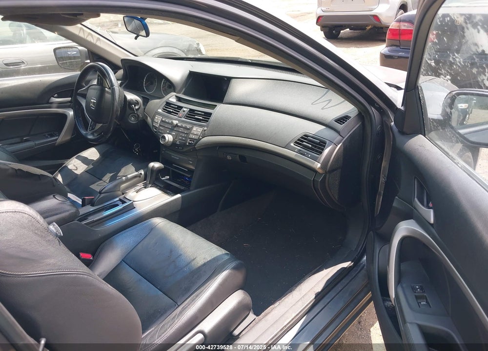 2008 HONDA ACCORD VIN: 1HGCS22878A015821