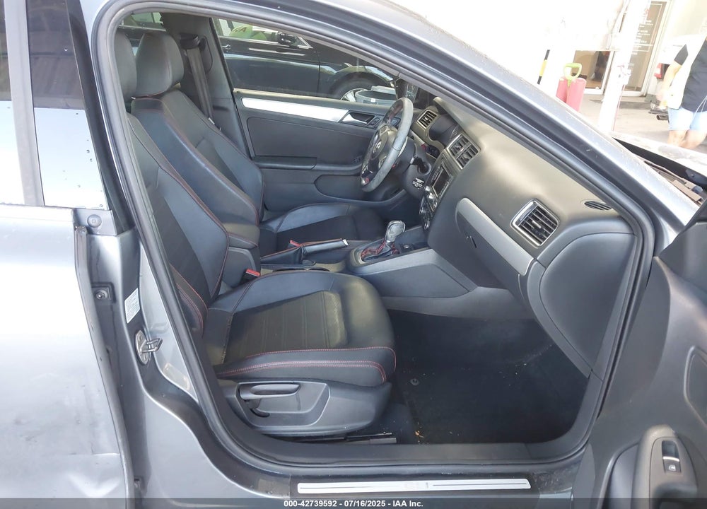 2012 VOLKSWAGEN JETTA VIN: 3VW467AJ4CM420388