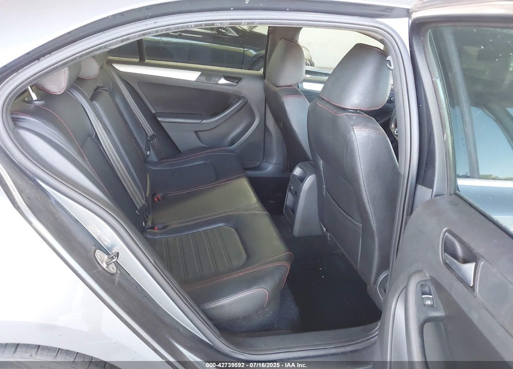 2012 VOLKSWAGEN JETTA VIN: 3VW467AJ4CM420388