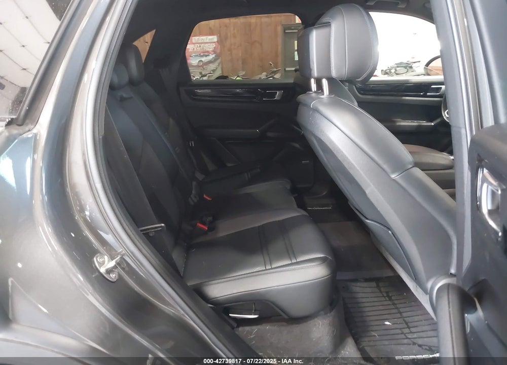 2021 PORSCHE CAYENNE VIN: WP1AE2AY6MDA24127