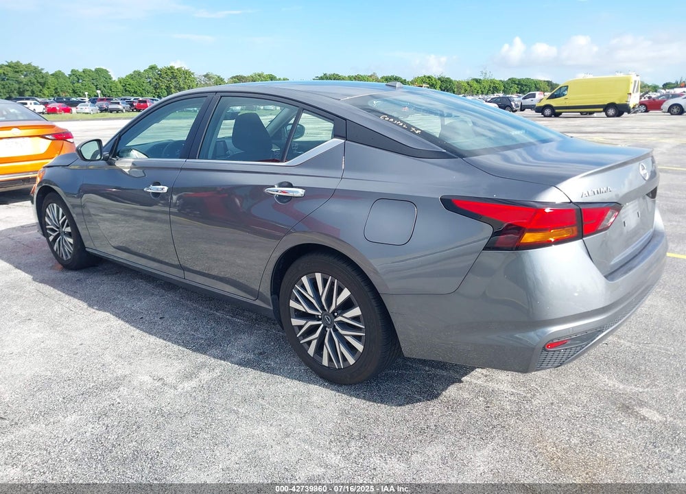2024 NISSAN ALTIMA SV FWD VIN: 1N4BL4DV7RN333265