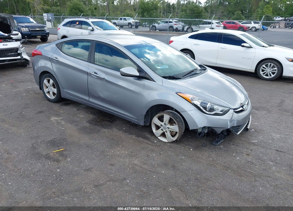 2013 HYUNDAI ELANTRA VIN: KMHDH4AE9DU683788