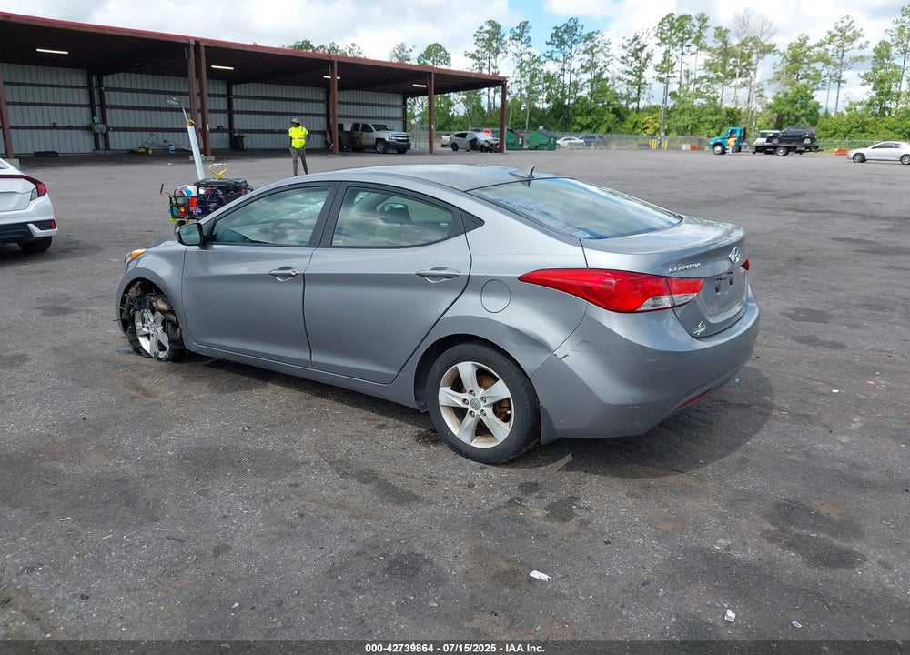 2013 HYUNDAI ELANTRA VIN: KMHDH4AE9DU683788