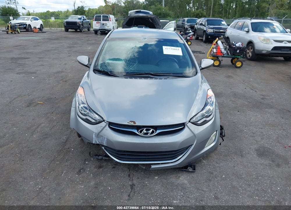 2013 HYUNDAI ELANTRA VIN: KMHDH4AE9DU683788