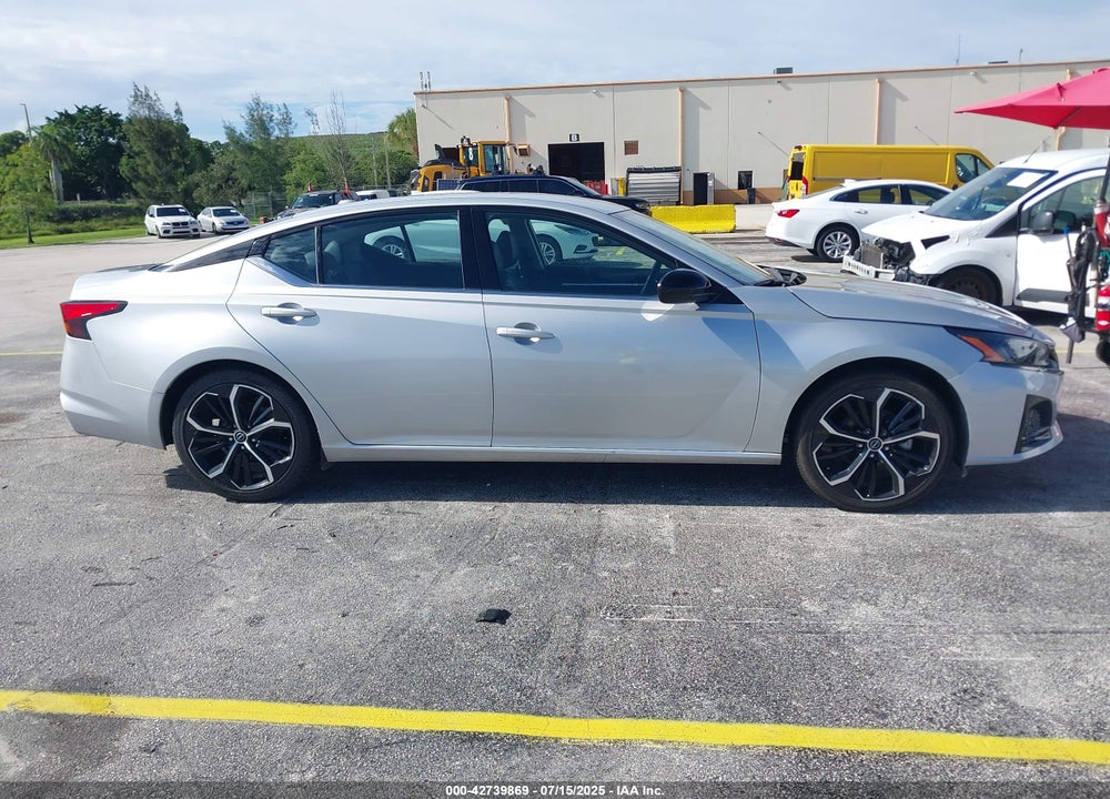 2024 NISSAN ALTIMA VIN: 1N4BL4CV8RN370374