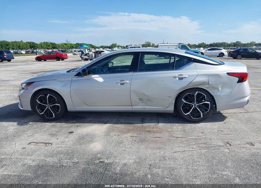 2024 NISSAN ALTIMA VIN: 1N4BL4CV8RN370374