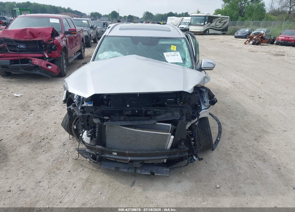 2022 HYUNDAI PALISADE VIN: KM8R4DHE5NU422375