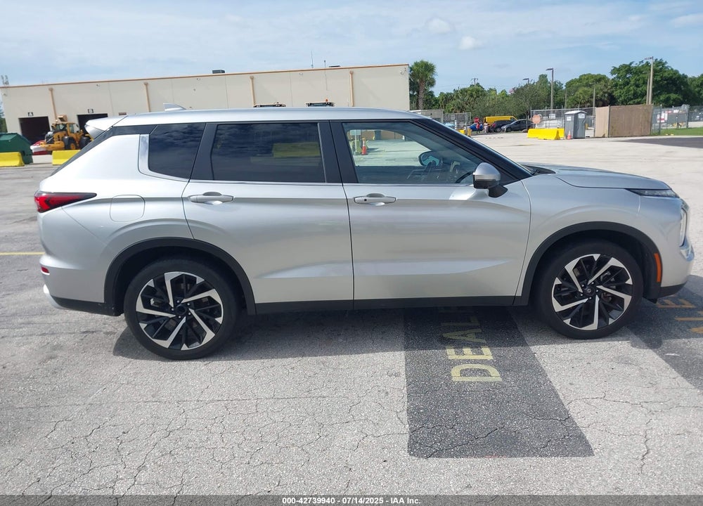 2024 MITSUBISHI OUTLANDER VIN: JA4J3VA85RZ026738