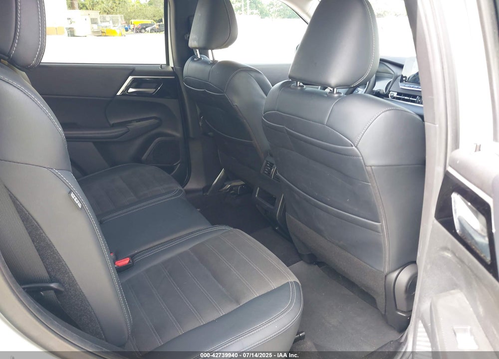 2024 MITSUBISHI OUTLANDER VIN: JA4J3VA85RZ026738