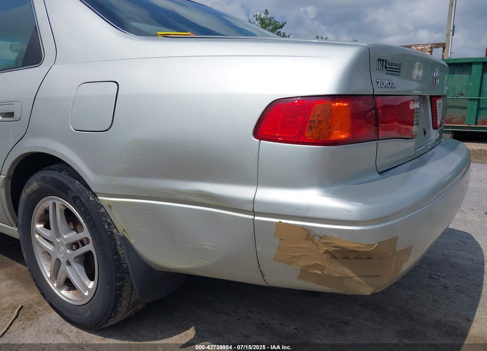 2000 TOYOTA CAMRY LE VIN: 4T1BG22K3YU683133