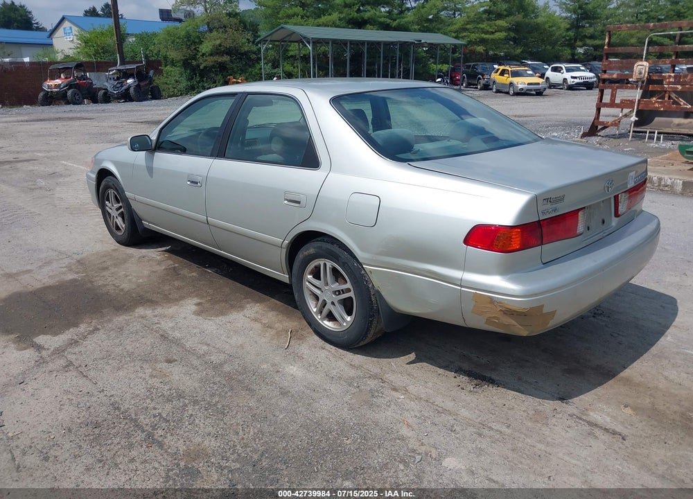 2000 TOYOTA CAMRY LE VIN: 4T1BG22K3YU683133