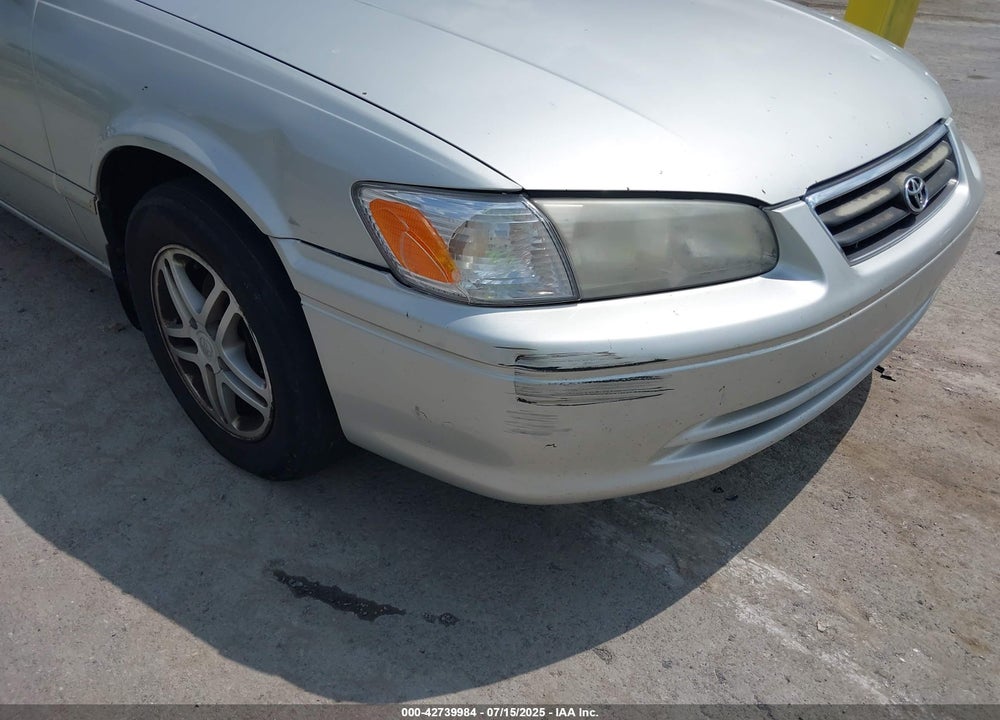 2000 TOYOTA CAMRY LE VIN: 4T1BG22K3YU683133