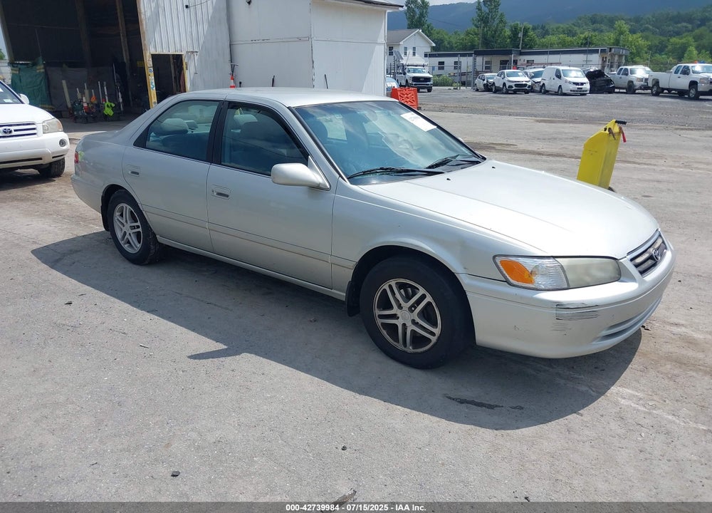 2000 TOYOTA CAMRY LE VIN: 4T1BG22K3YU683133