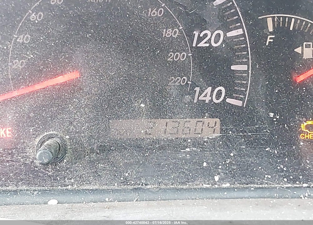 2005 TOYOTA CAMRY XLE VIN: 4T1BE32K65U576603