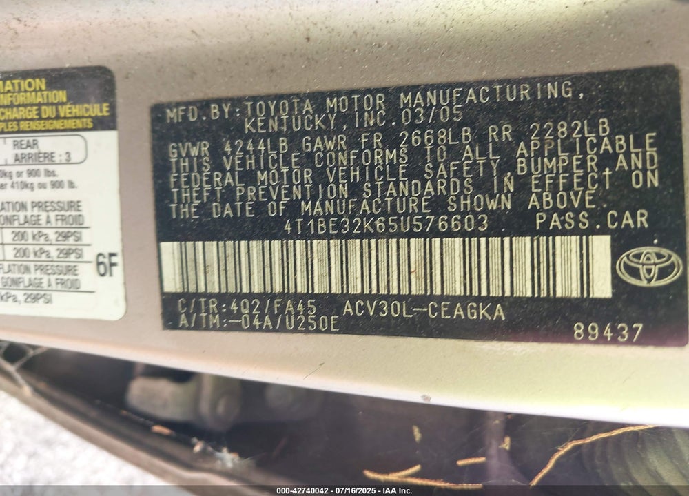 2005 TOYOTA CAMRY XLE VIN: 4T1BE32K65U576603