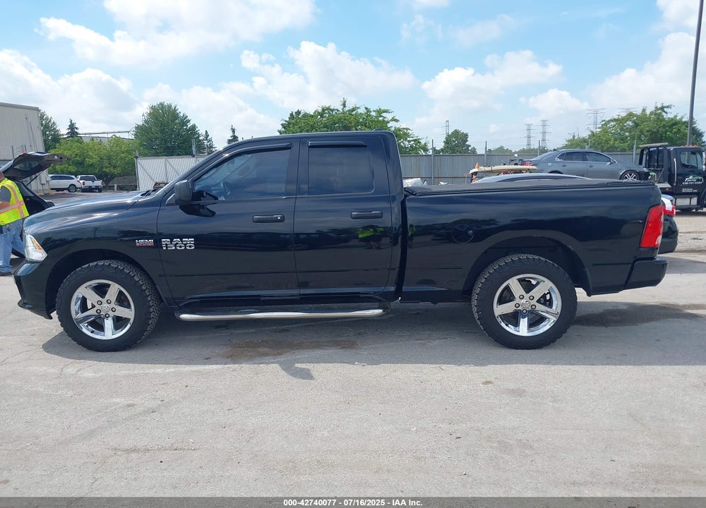 2013 RAM 1500 VIN: 1C6RR7FT1DS655471