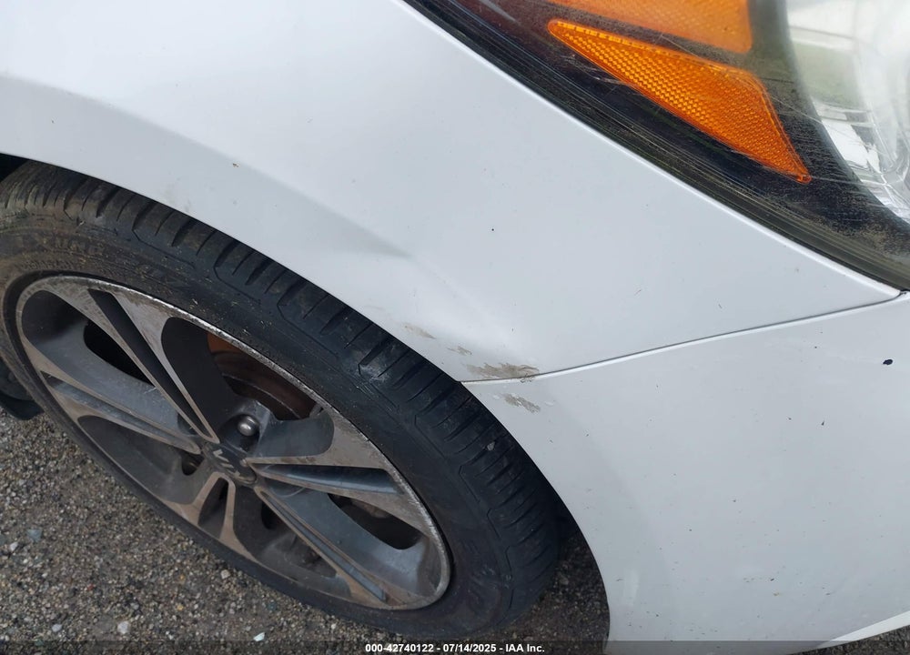 2014 KIA FORTE VIN: KNAFX4A80E5093109