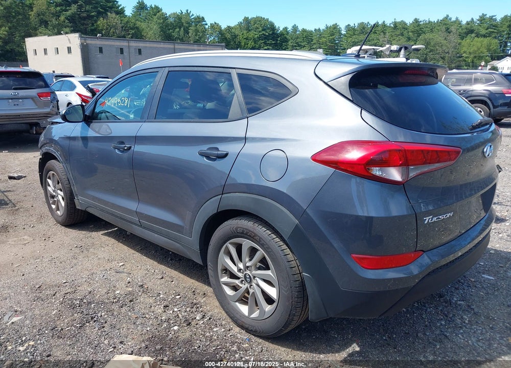 2016 HYUNDAI TUCSON VIN: KM8J3CA40GU068750